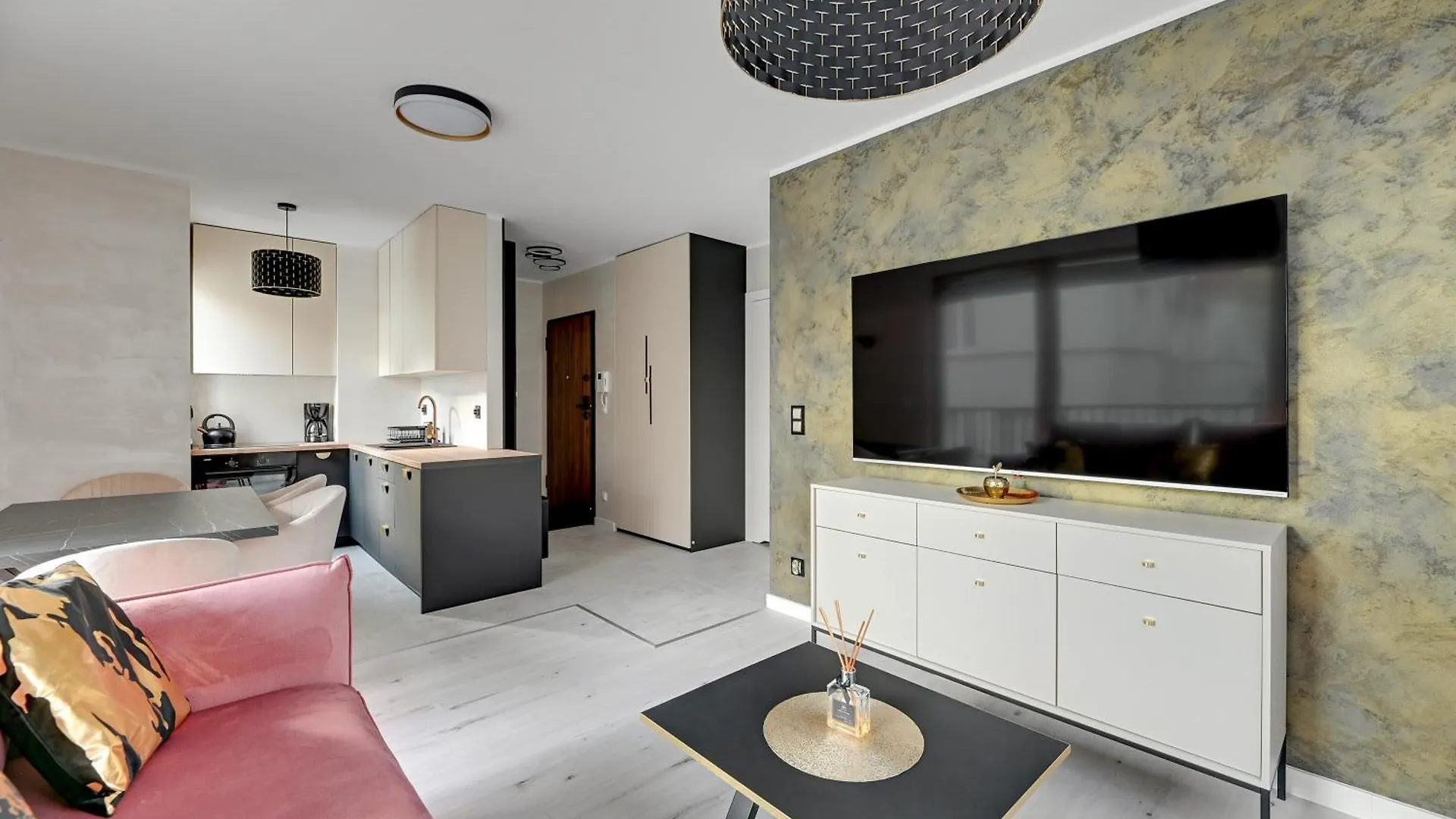 Lion Apartments - Mloda Polska Nowe Apartamenty Z Parkingiem Sopot