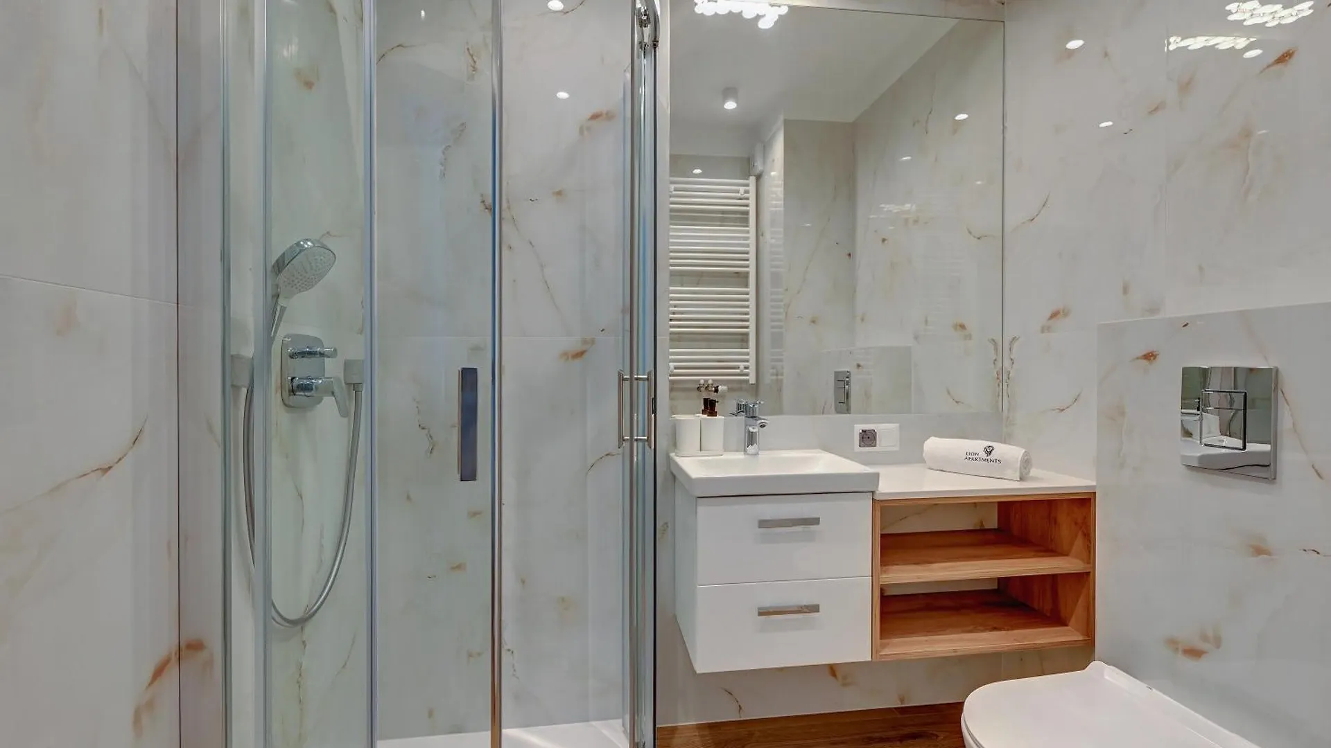 Lion Apartments - Mloda Polska Nowe Apartamenty Z Parkingiem Sopot